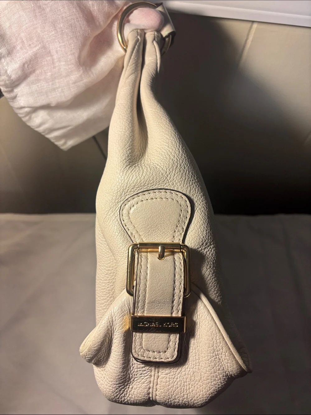 VGUC Michael Kors Fulton Large Pebbled Leather Hobo Shoulder Bag - Cream